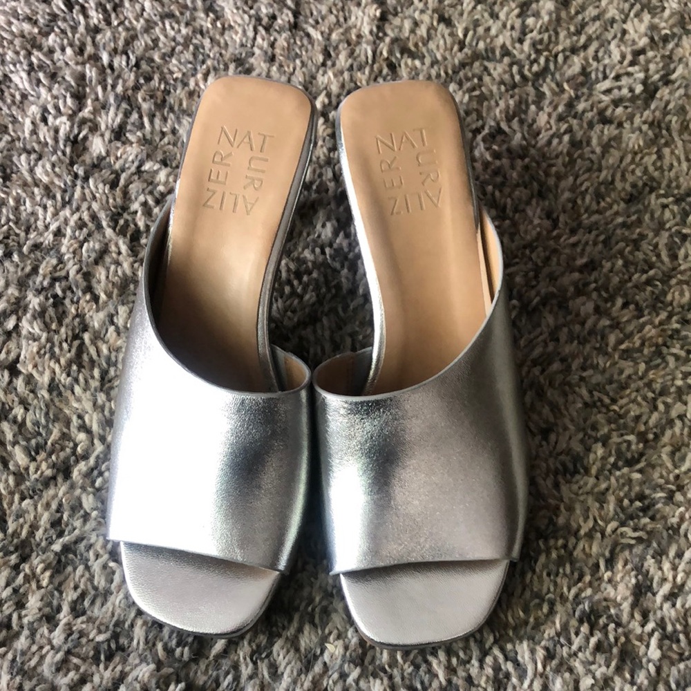 Metallic Silver Kitten Heels